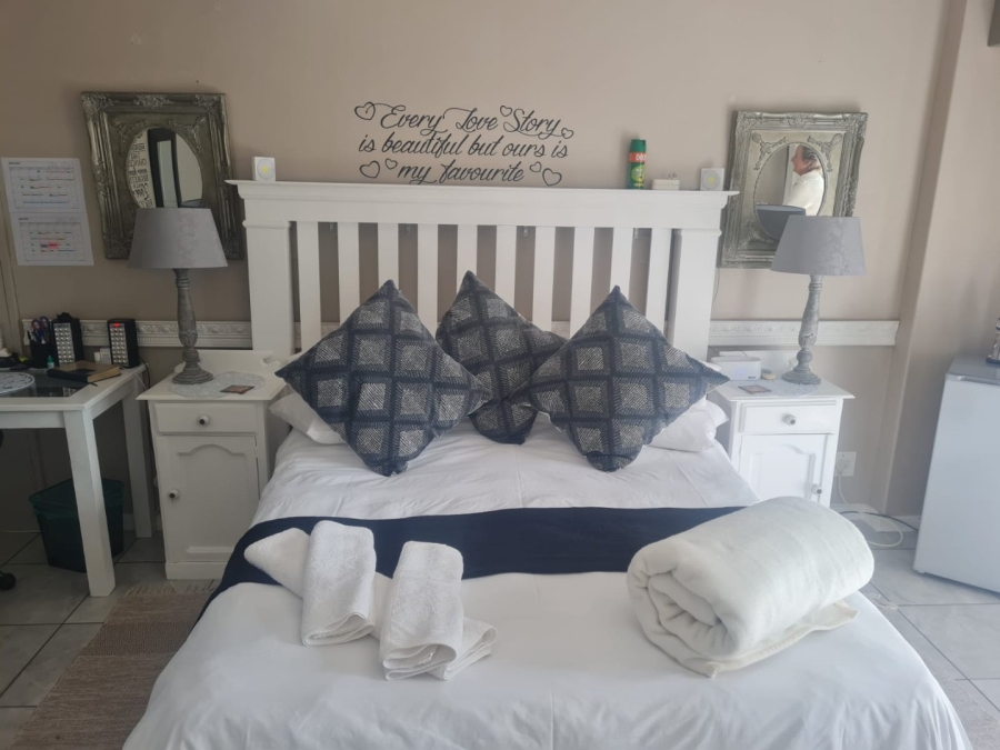 7 Bedroom Property for Sale in Dan Pienaar Free State